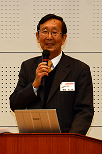 横田悦二郎氏