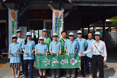 オリジナルポロシャツ贈呈の画像4