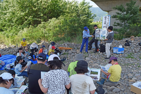 川の学校の画像2
