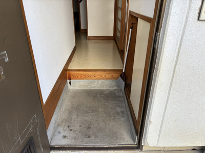 玄関（中）の画像