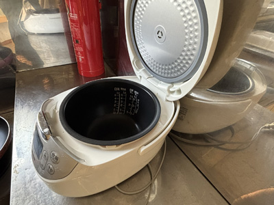 炊飯器の画像
