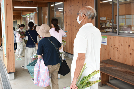 お花市(あいさい)02