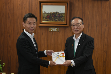 (株)ケーエムケーご寄附02