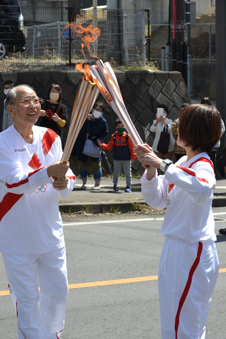 聖火ランナー03