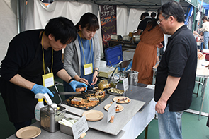 坂城駅前葡萄酒祭03