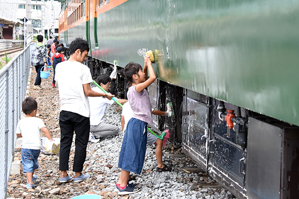 7月29日(土曜日)169系電車ボランティア清掃&車両開放の画像1