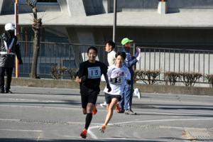 順位争いをする参加者