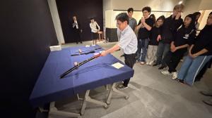 鉄の展示館での様子