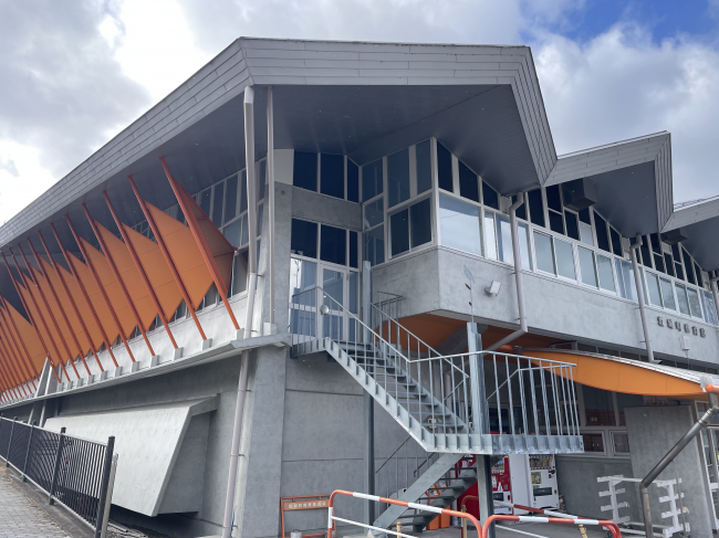 坂城町体育館　外観