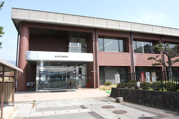 町立図書館