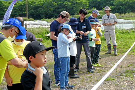 R5さかきふれあい大学「川の学校」02