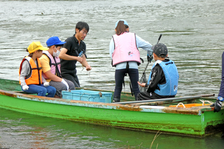 R5さかきふれあい大学「川の学校」03