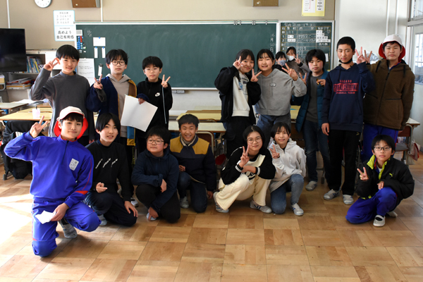 坂小　学校給食05