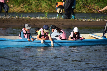 川の学校